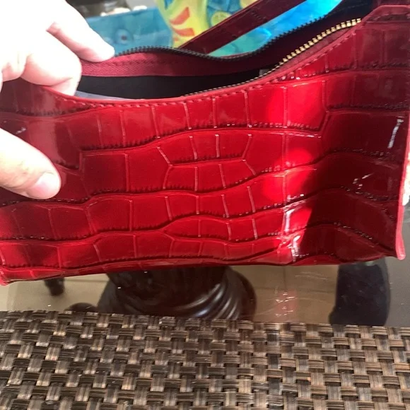 Live and share show flyer half will be donated - Picture 14 of 15